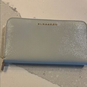 Burberry Shimmering Gray zippered wallet